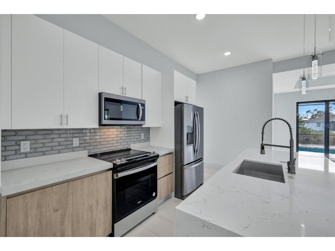 15133 Amsterdam Avenue Port Charlotte FL 33981 C7515882 image8