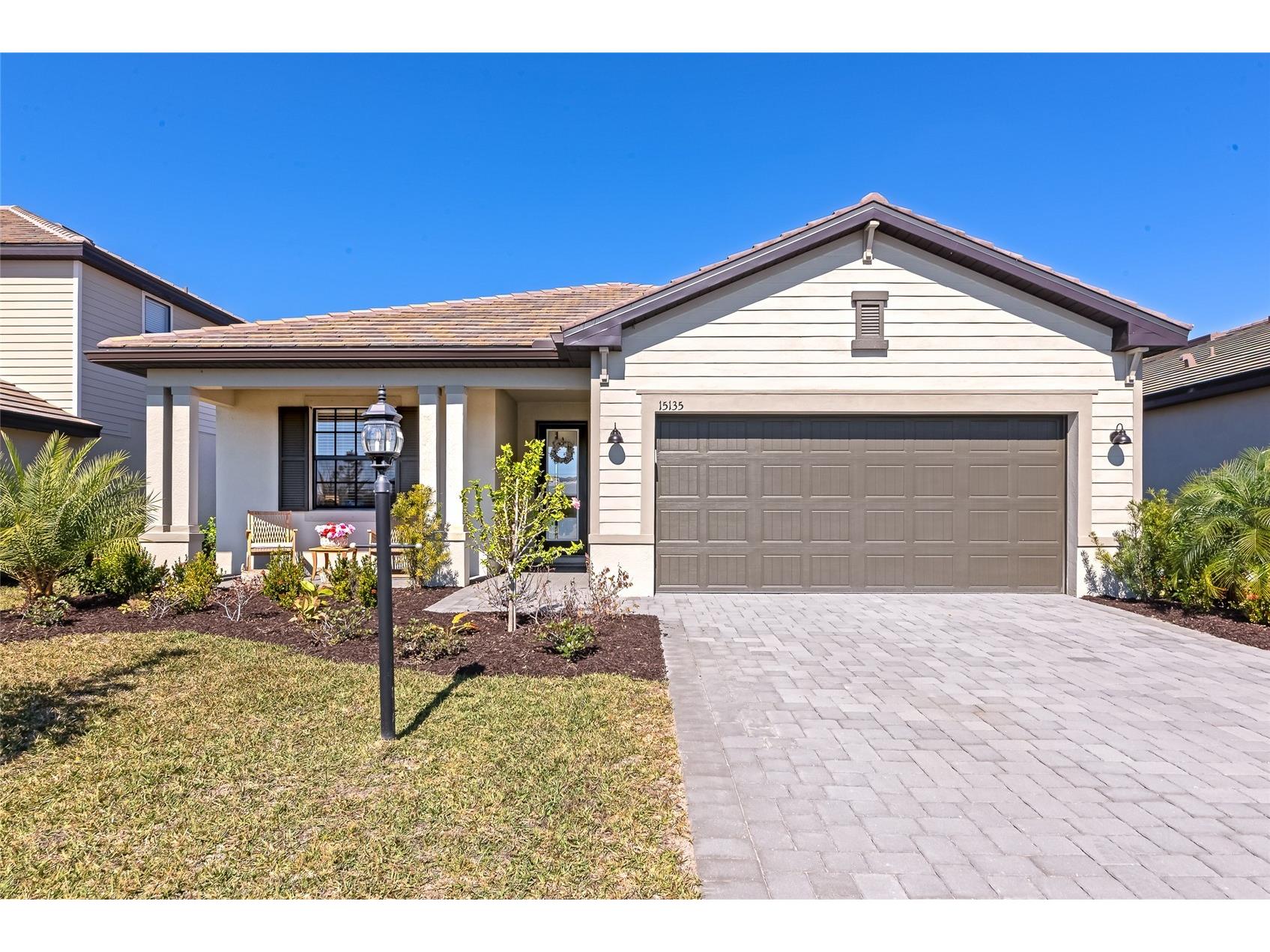 15135 Oxford Grey Drive Bradenton FL 34211 A4682573 image1