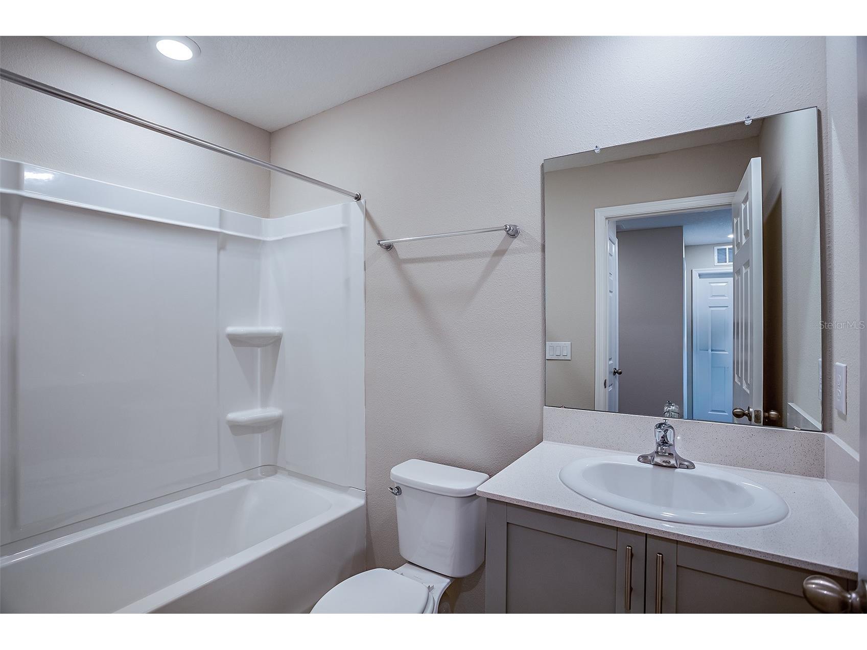 15136 Maude Landing Loop Wimauma FL 33598 TB8487706 image24