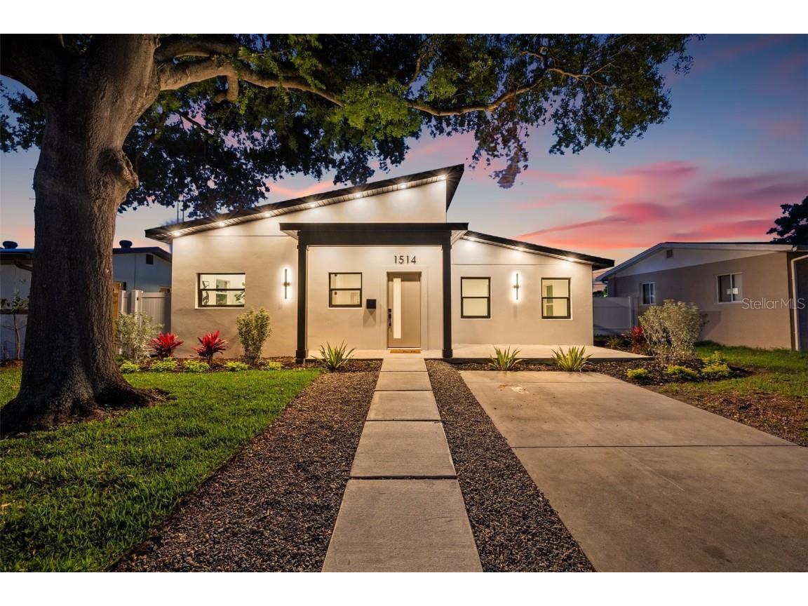 1514 55th Avenue N Saint Petersburg FL 33703 TB8373141 image1