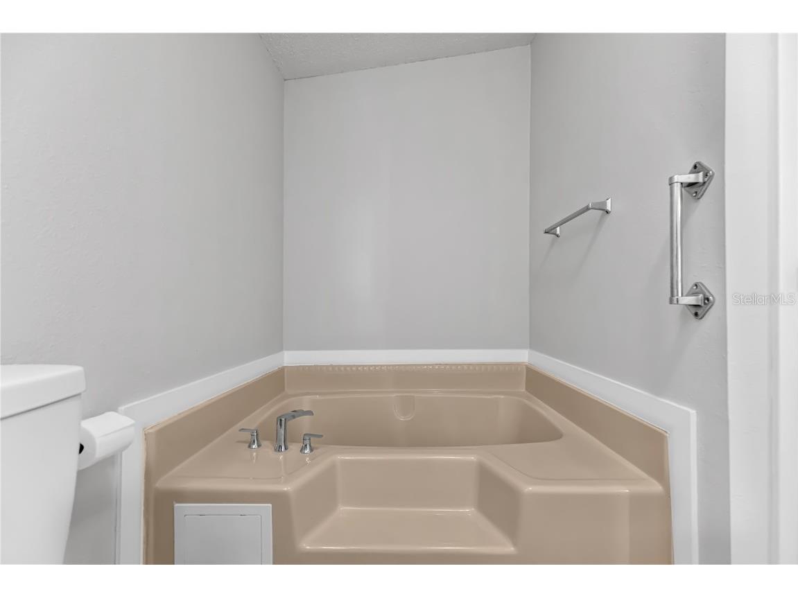 1514 E Schwartz Boulevard Lady Lake FL 32159 G5103972 image21