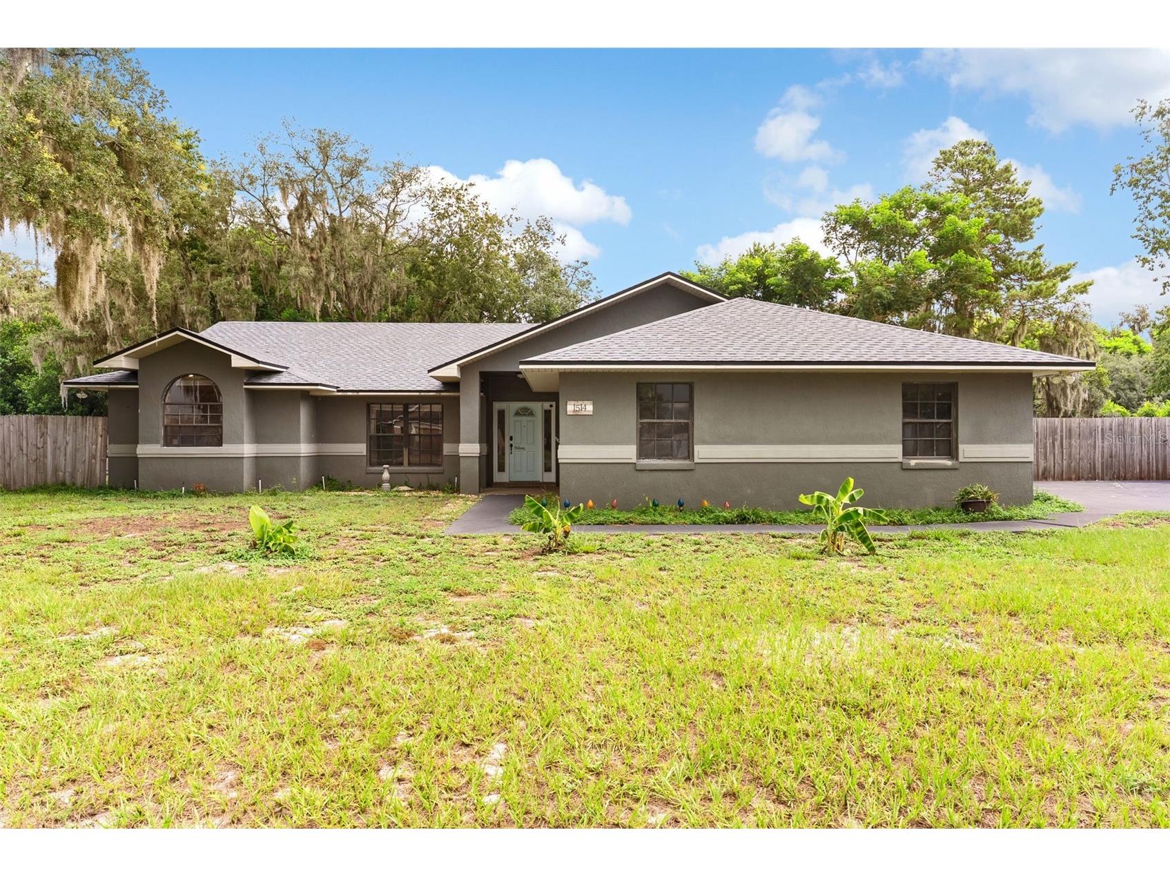 1514 Lake Thomas Loop Winter Haven FL 33880 TB8529479 image1