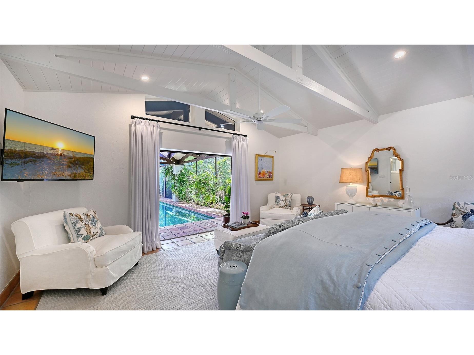 1514 S Lake Shore Drive Sarasota FL 34231 A4684167 image15