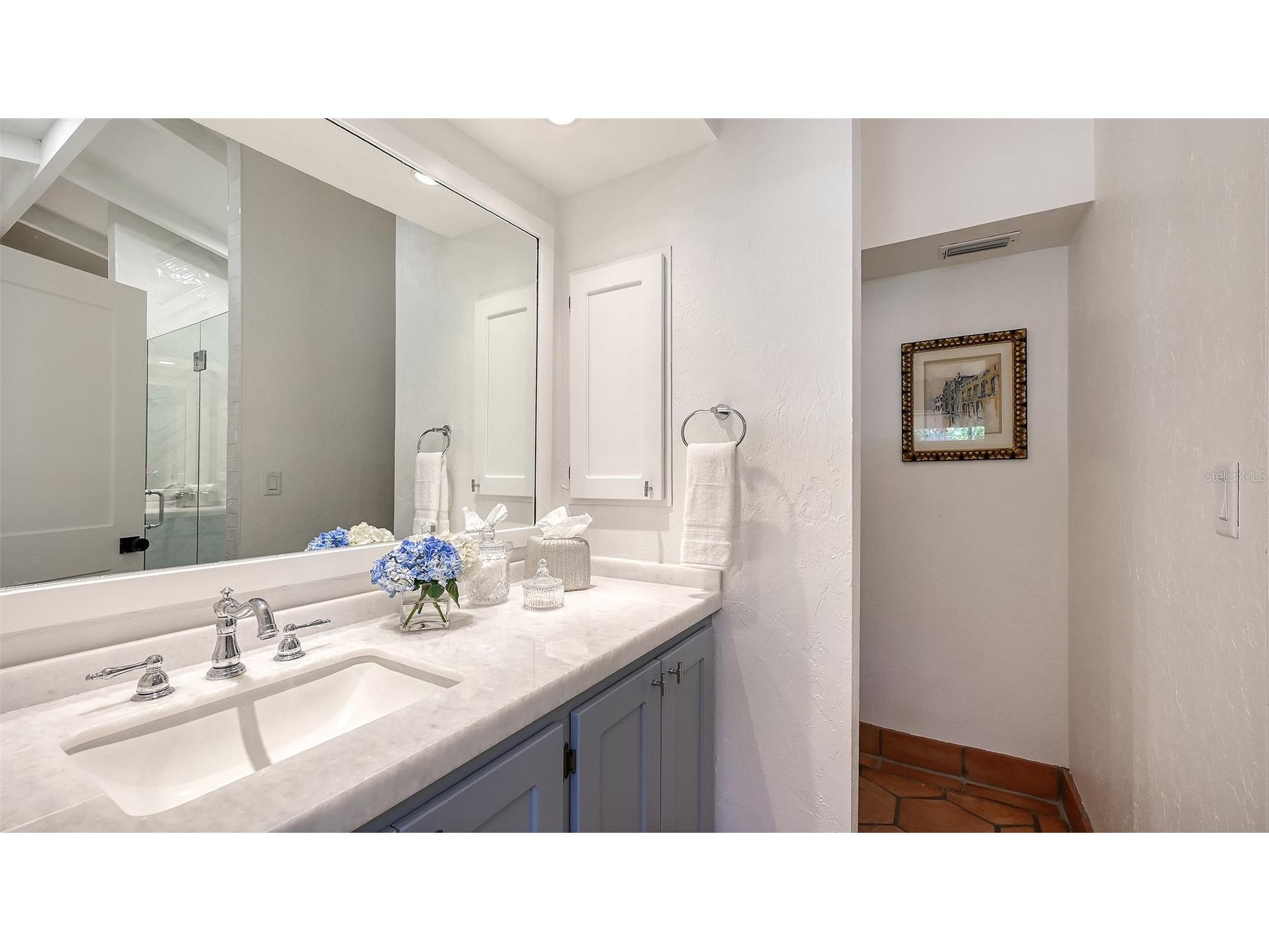 1514 S Lake Shore Drive Sarasota FL 34231 A4684167 image17