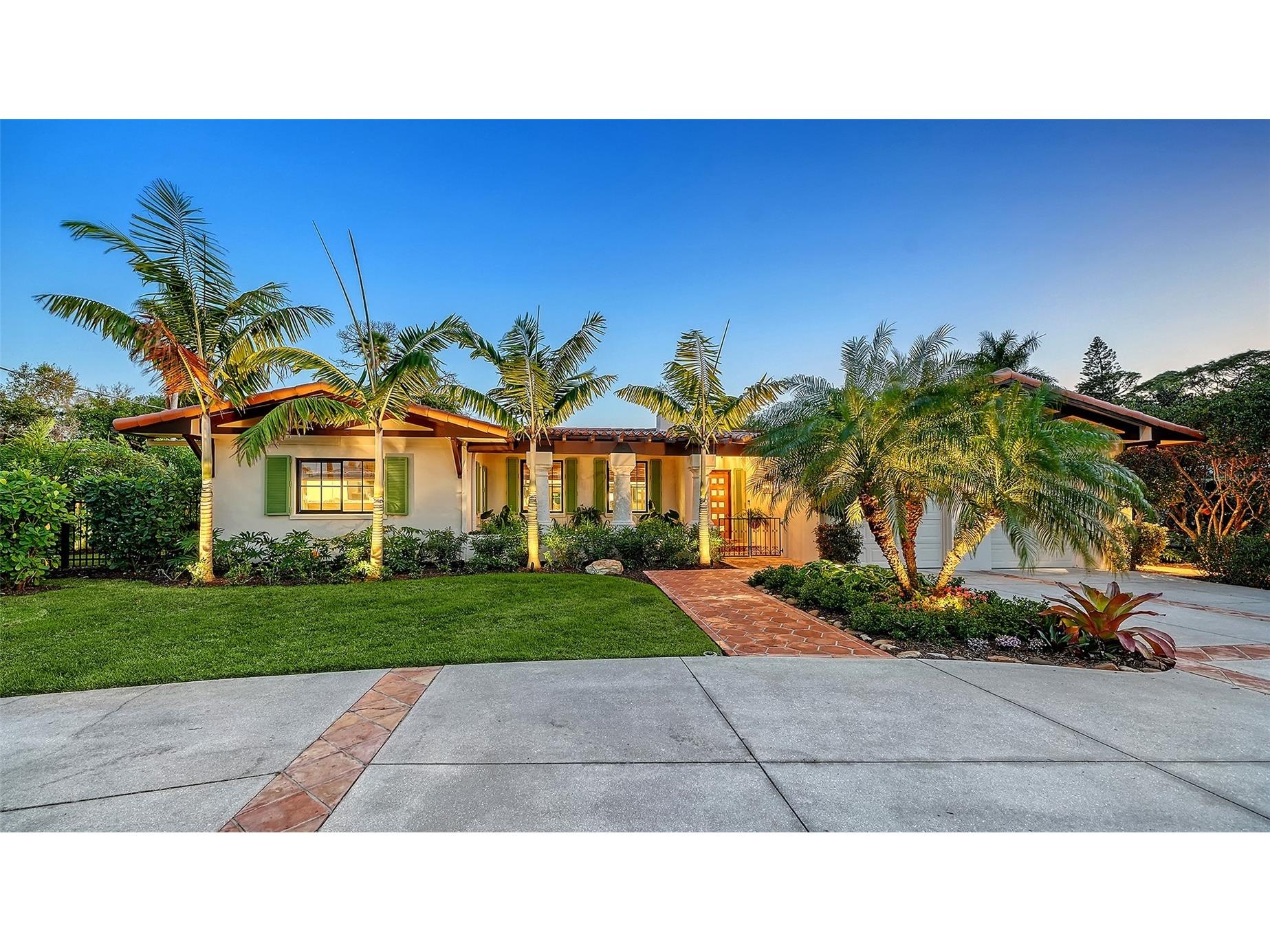 1514 S Lake Shore Drive Sarasota FL 34231 A4684167 image2