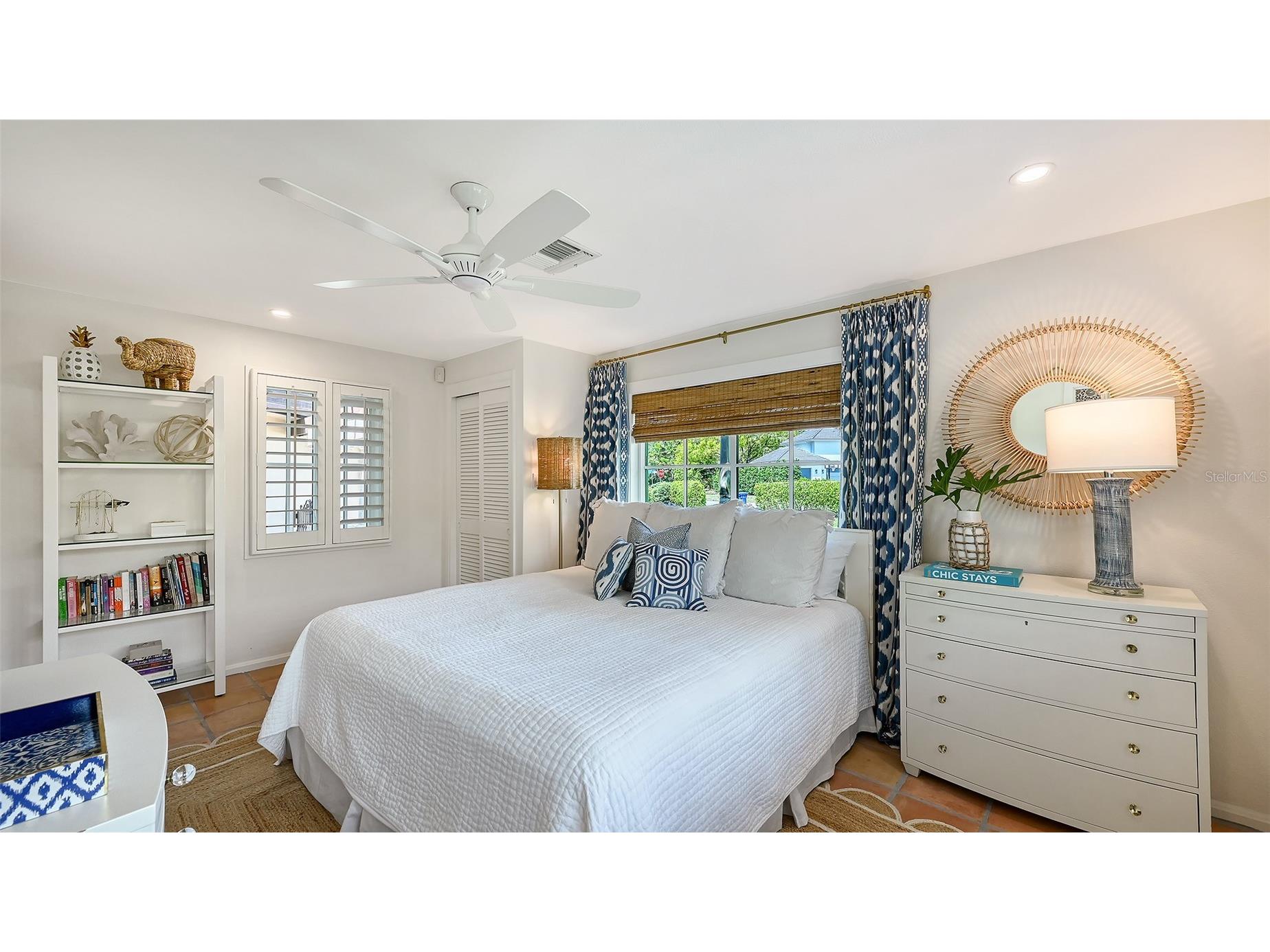 1514 S Lake Shore Drive Sarasota FL 34231 A4684167 image23