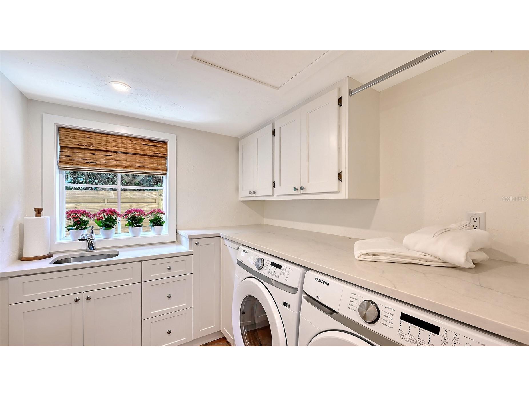 1514 S Lake Shore Drive Sarasota FL 34231 A4684167 image25