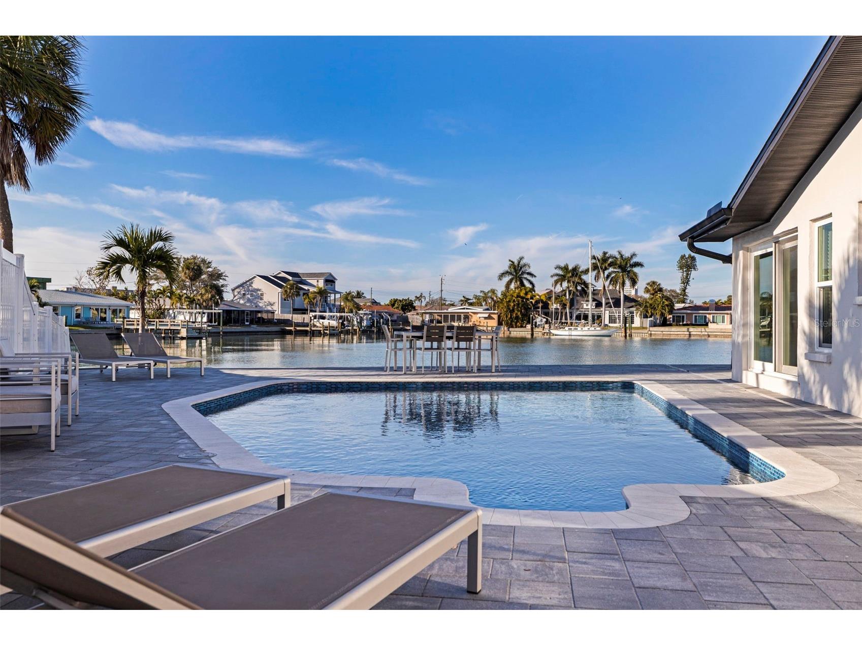 1514 Sea Gull Drive S Saint Petersburg FL 33707 - BOCA CIEGA BAY GULF TB8442721 image1