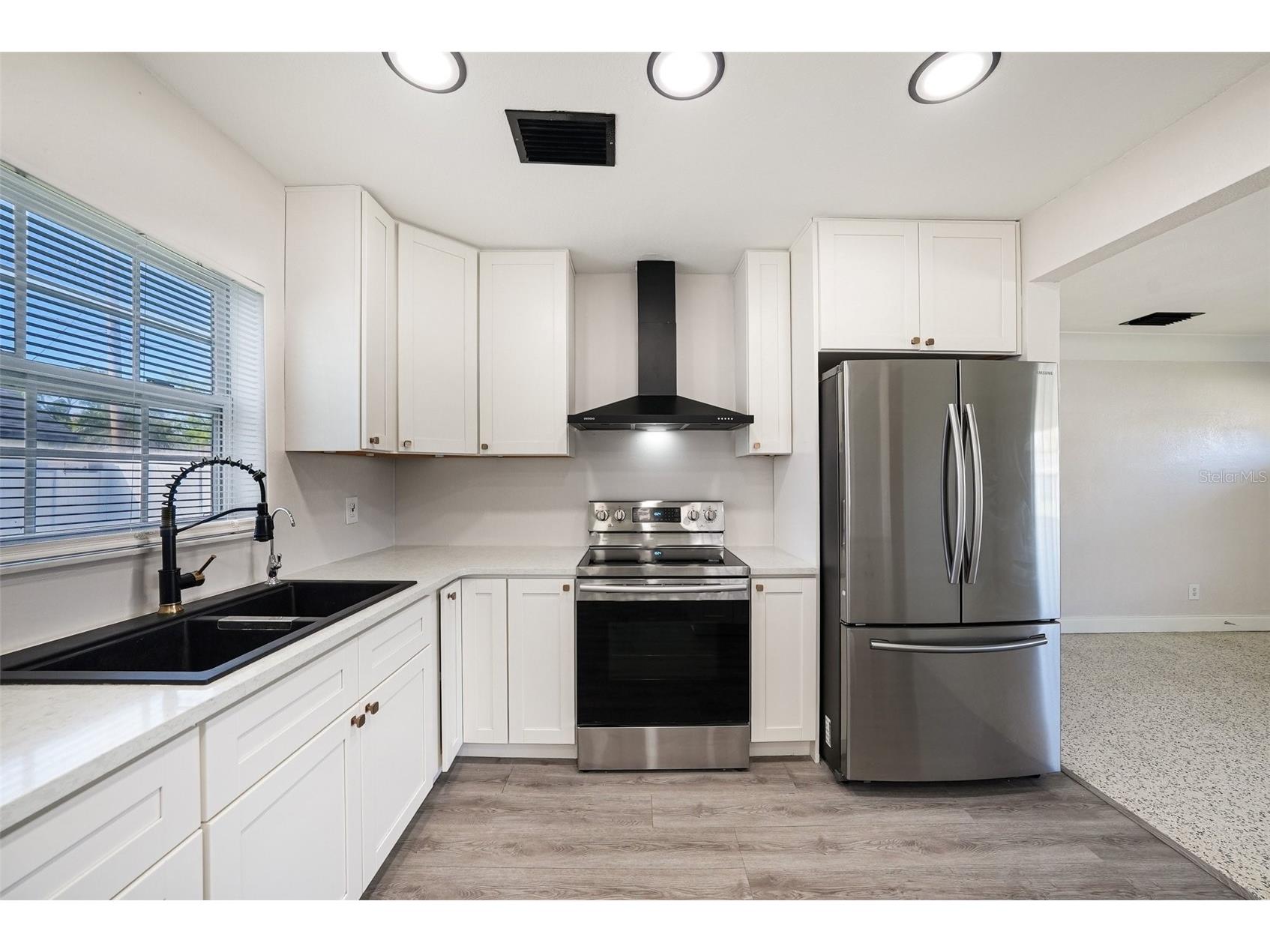 1514 W River Lane Tampa FL 33603 O6392709 image12
