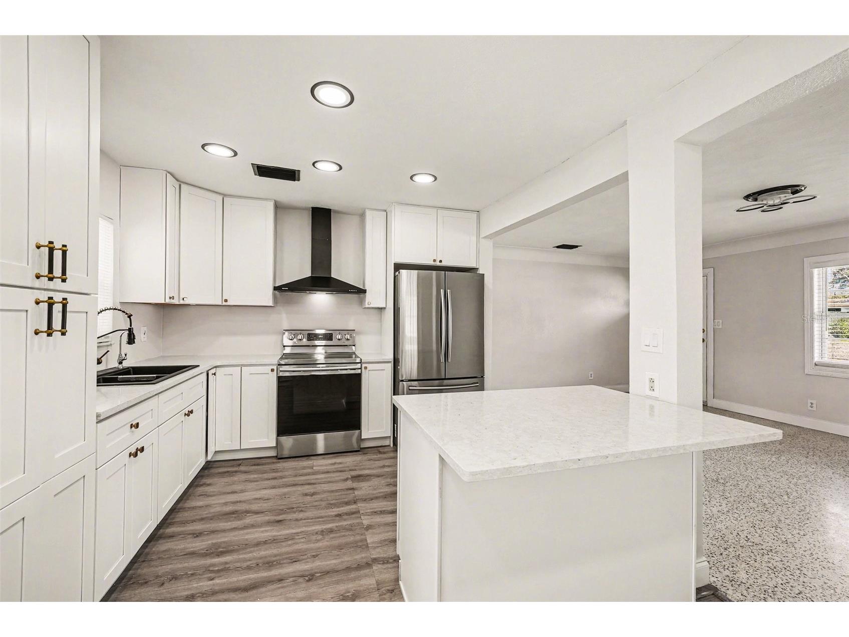 1514 W River Lane Tampa FL 33603 O6392709 image13