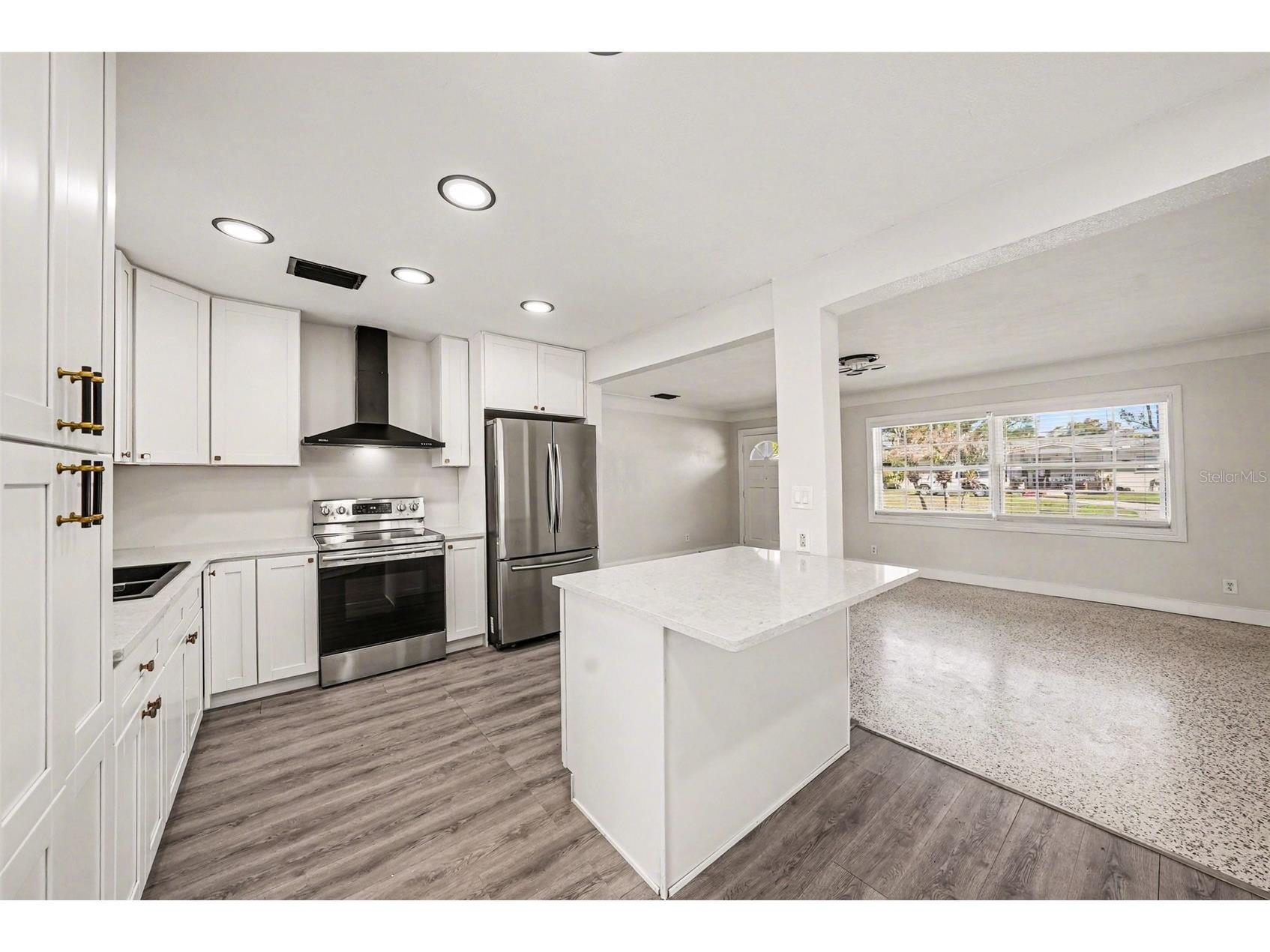 1514 W River Lane Tampa FL 33603 O6392709 image15