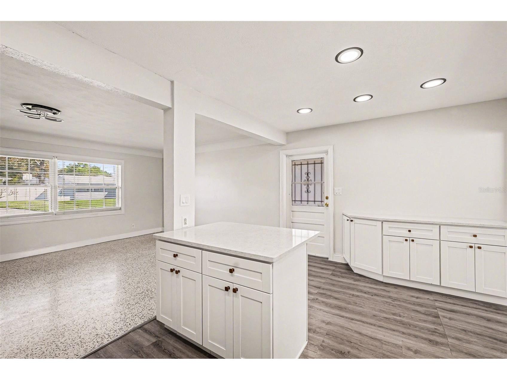 1514 W River Lane Tampa FL 33603 O6392709 image21