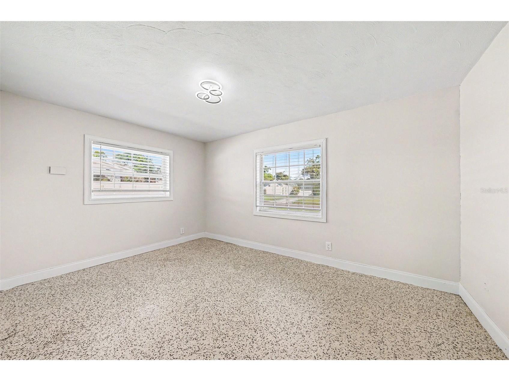 1514 W River Lane Tampa FL 33603 O6392709 image24