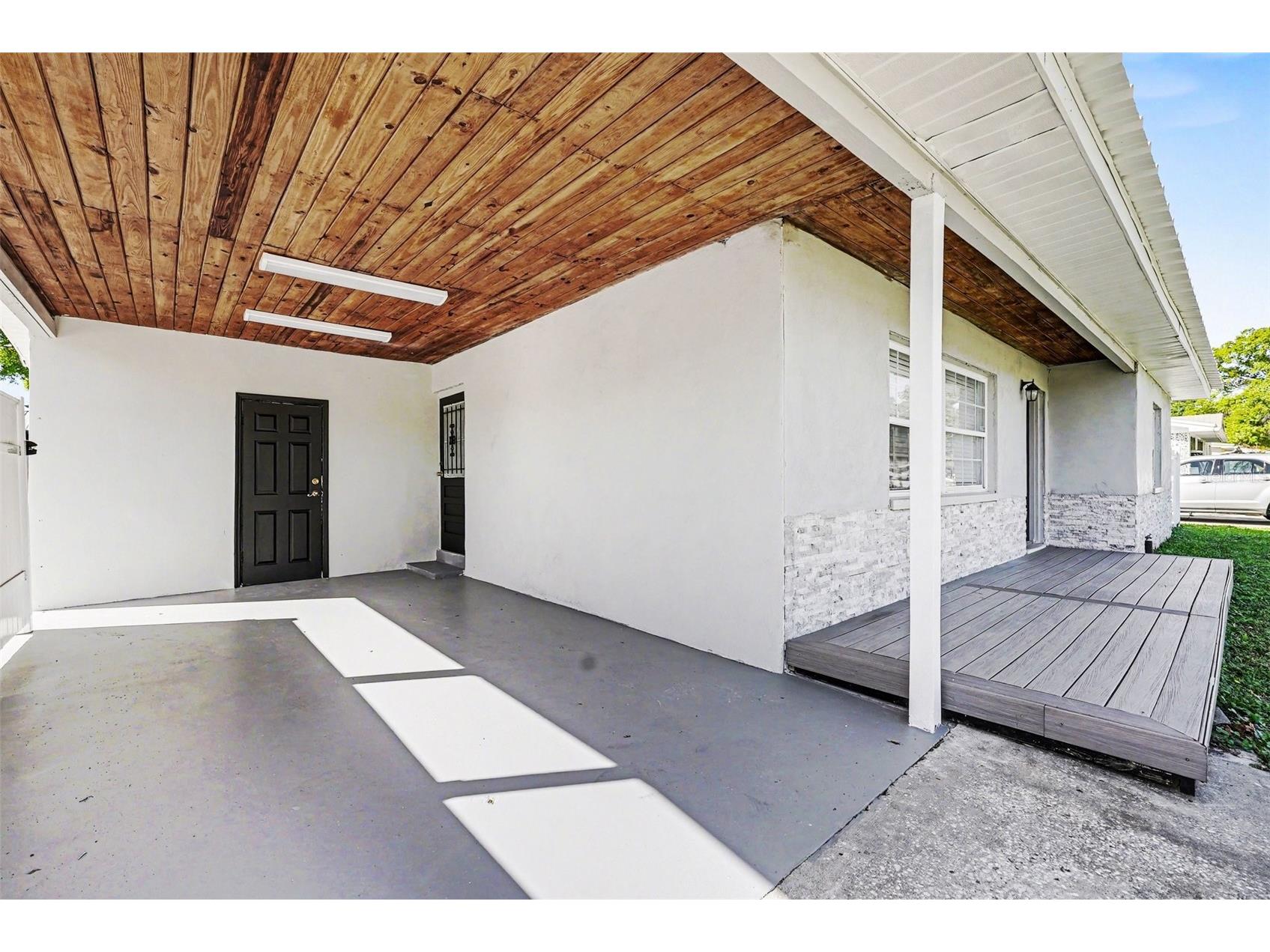 1514 W River Lane Tampa FL 33603 O6392709 image3