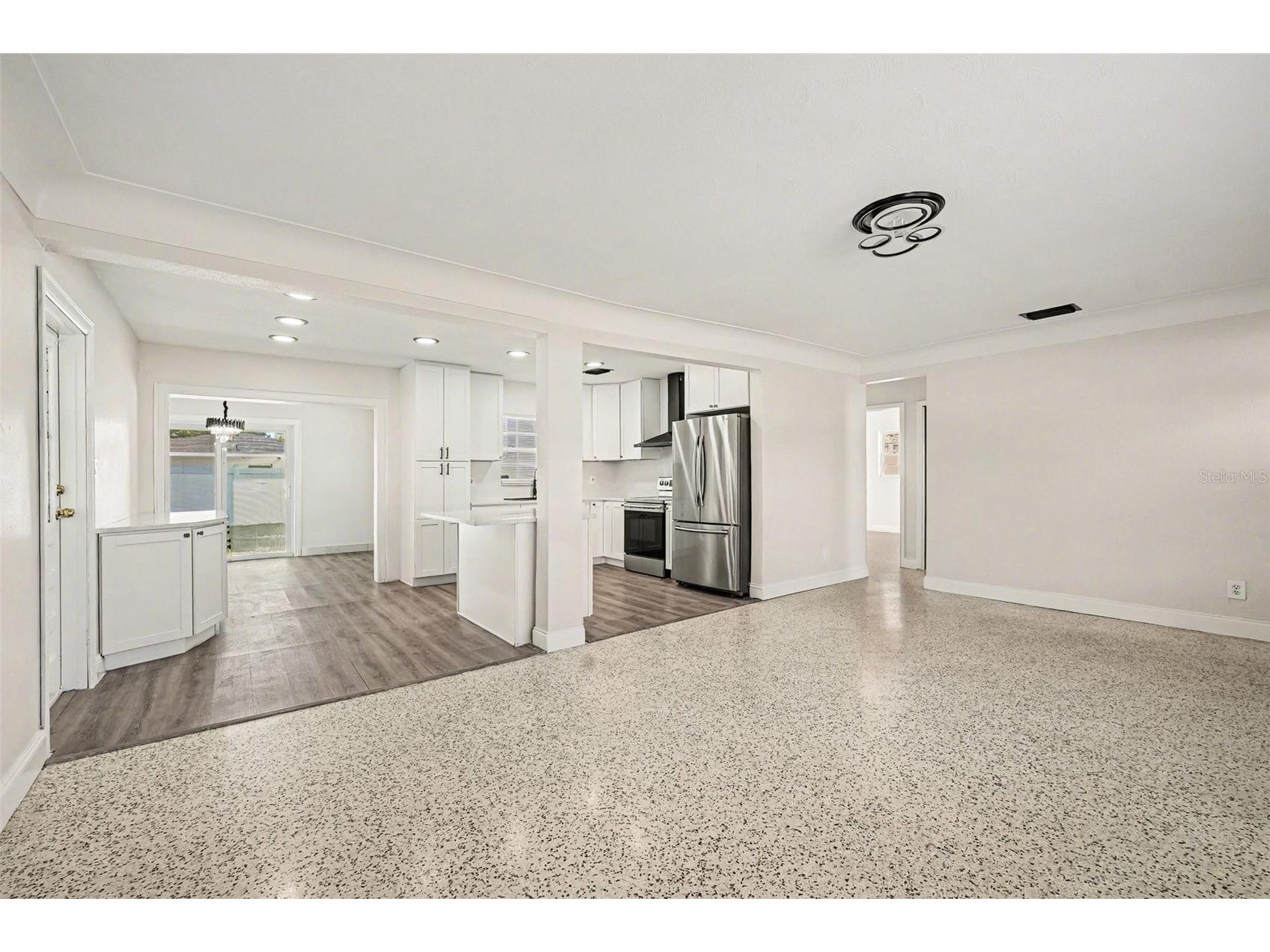 1514 W River Lane Tampa FL 33603 O6392709 image9