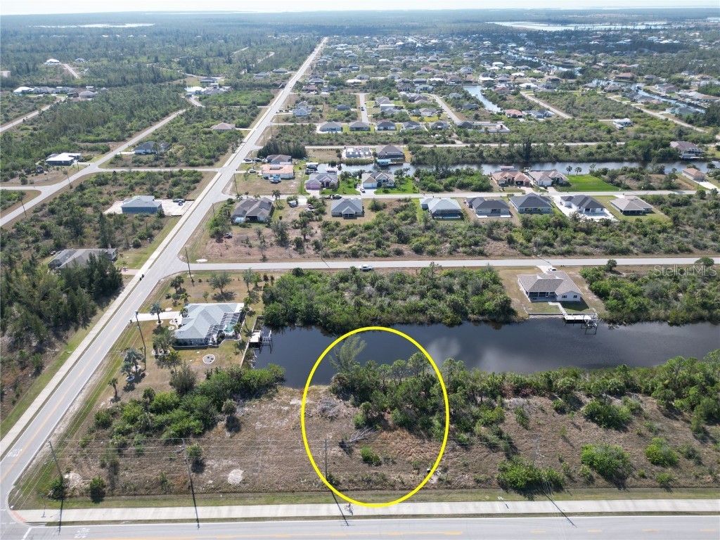 15141 Ingraham Boulevard Port Charlotte FL 33981 - AUTRY WATERWAY D6140554 image1