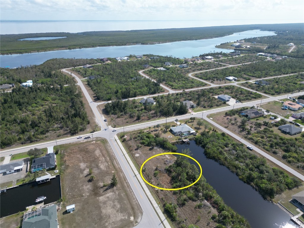 15141 Ingraham Boulevard Port Charlotte FL 33981 - AUTRY WATERWAY D6140554 image3