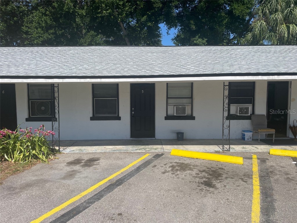 1515 9th Avenue W #5 Bradenton FL 34205 U8244322 image1