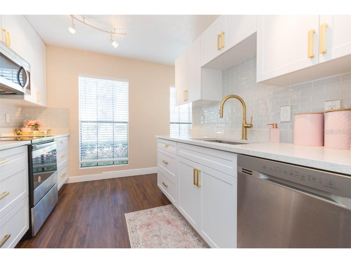 1515 Bayshore Boulevard #34 Dunedin FL 34698 TB8432782 image3