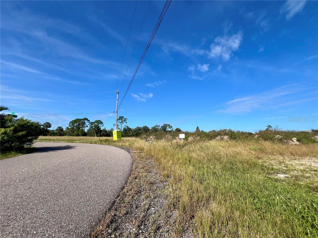 1515 NE 32nd Lane Cape Coral FL 33909 C7517753 image2