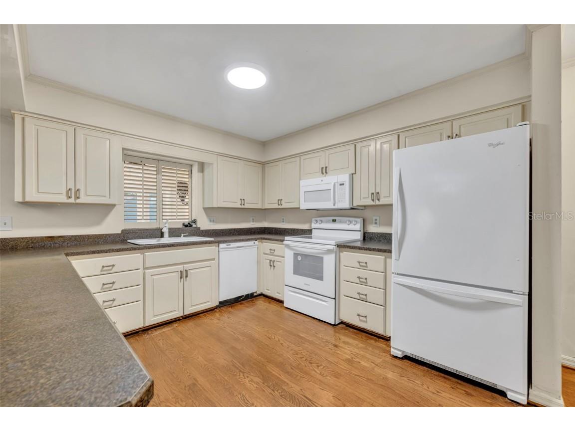 1515 Orangewood Avenue Orlando FL 32806 O6364348 image12