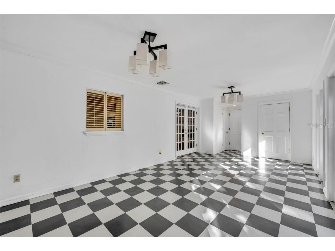 1515 Orangewood Avenue Orlando FL 32806 O6364348 image30