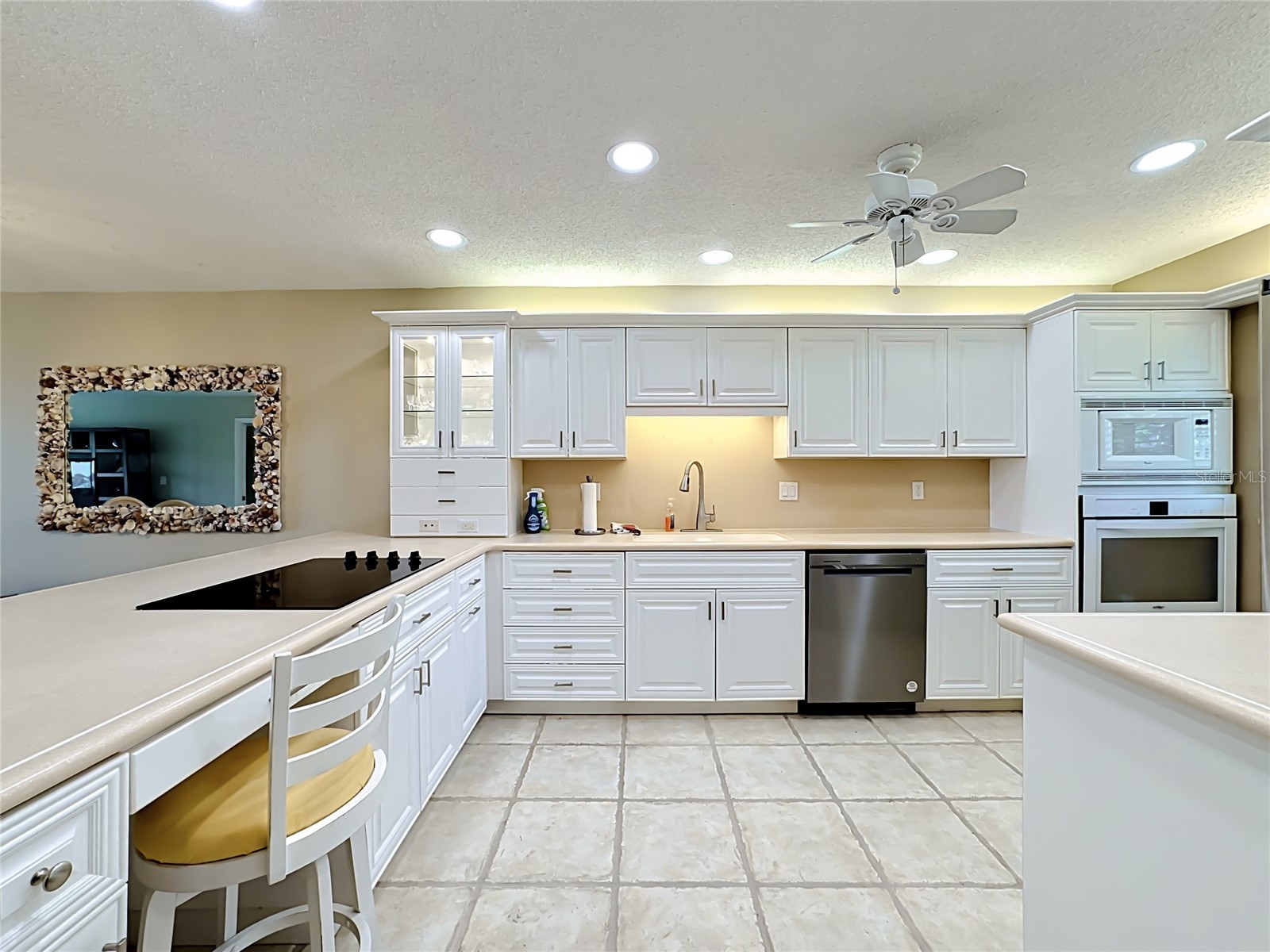 1515 Pelican Point Drive #BA185 Sarasota FL 34231 A4692882 image11