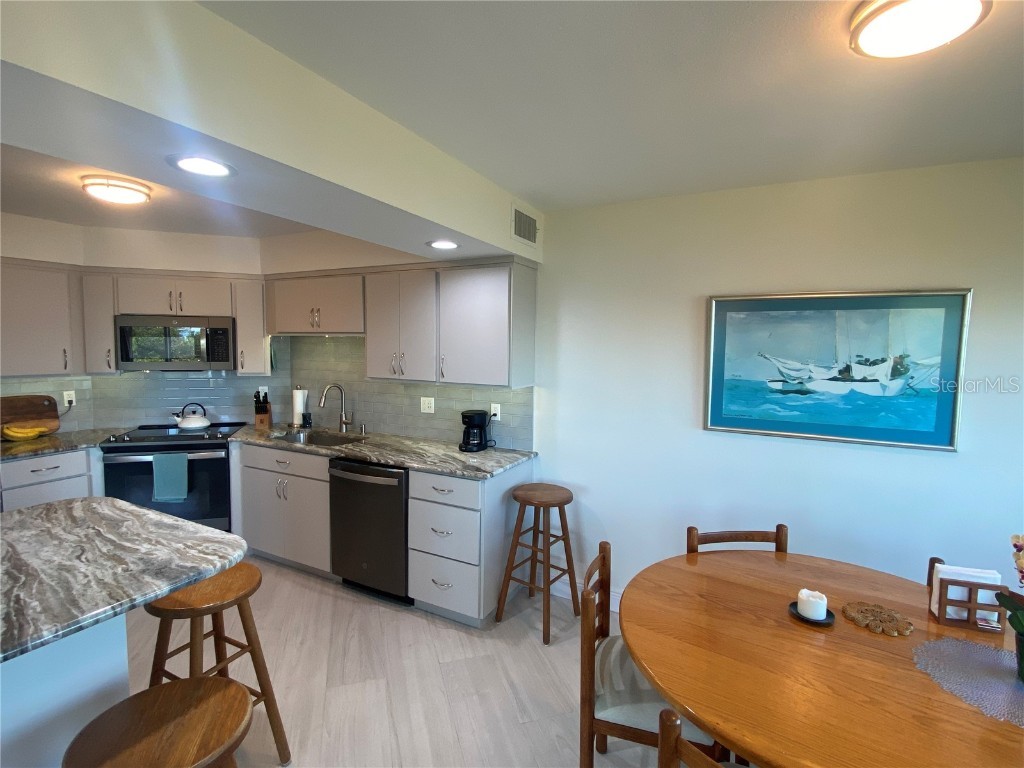 1515 Pinellas Bayway S #1 Saint Petersburg FL 33715 TB8457746 image13