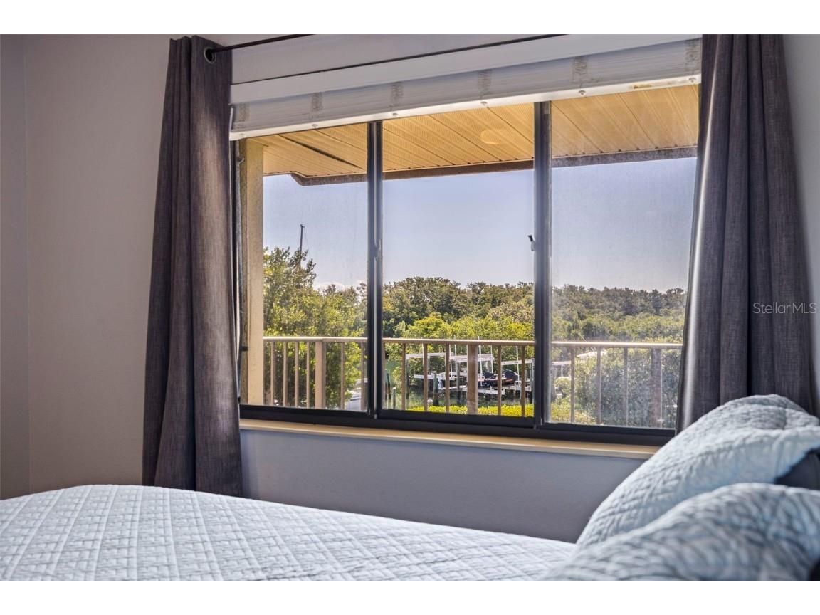 1515 Pinellas Bayway S #14 Saint Petersburg FL 33715 TB8449904 image19