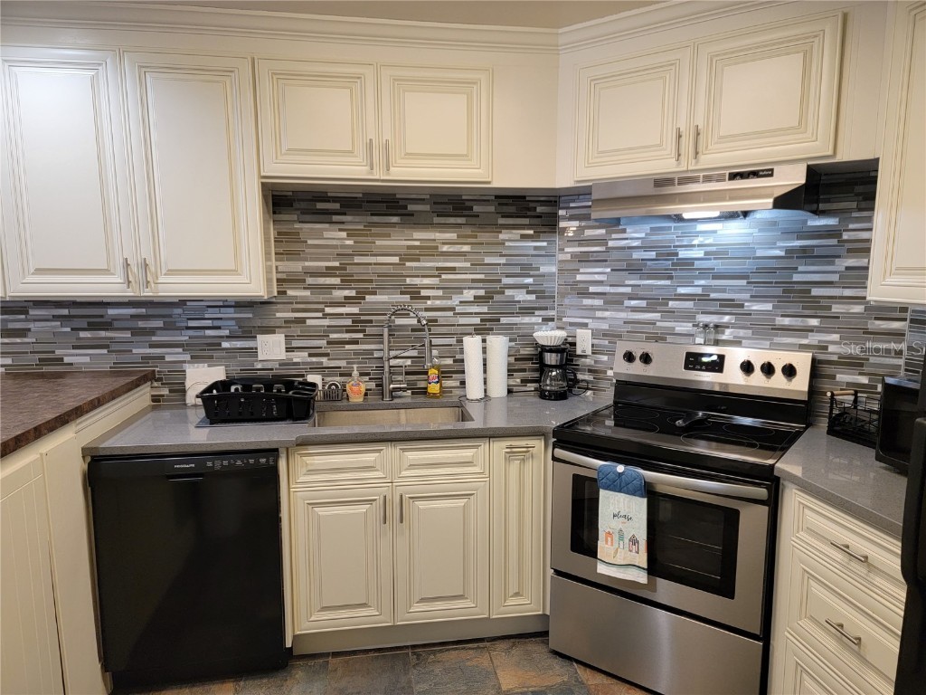 1515 Pinellas Bayway S #38 Tierra Verde FL 33715 U8207154 image12