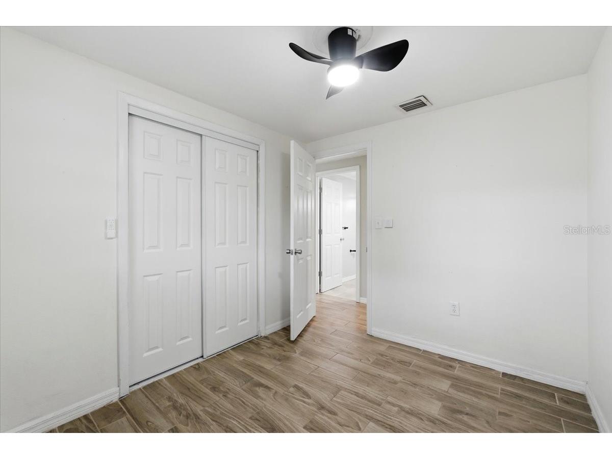 1515 Tradewinds Avenue Lakeland FL 33801 L4961957 image23