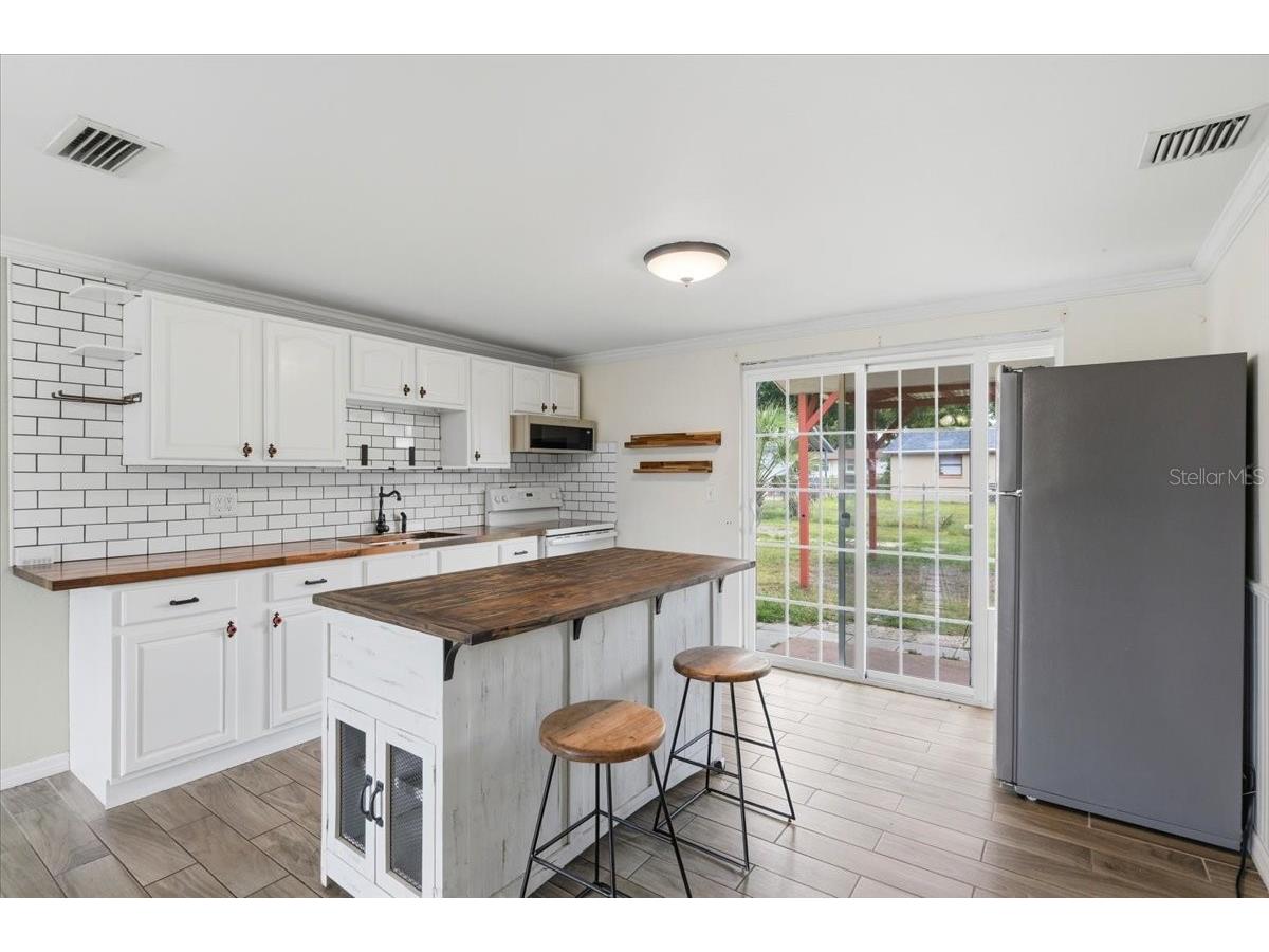 1515 Tradewinds Avenue Lakeland FL 33801 L4961957 image27