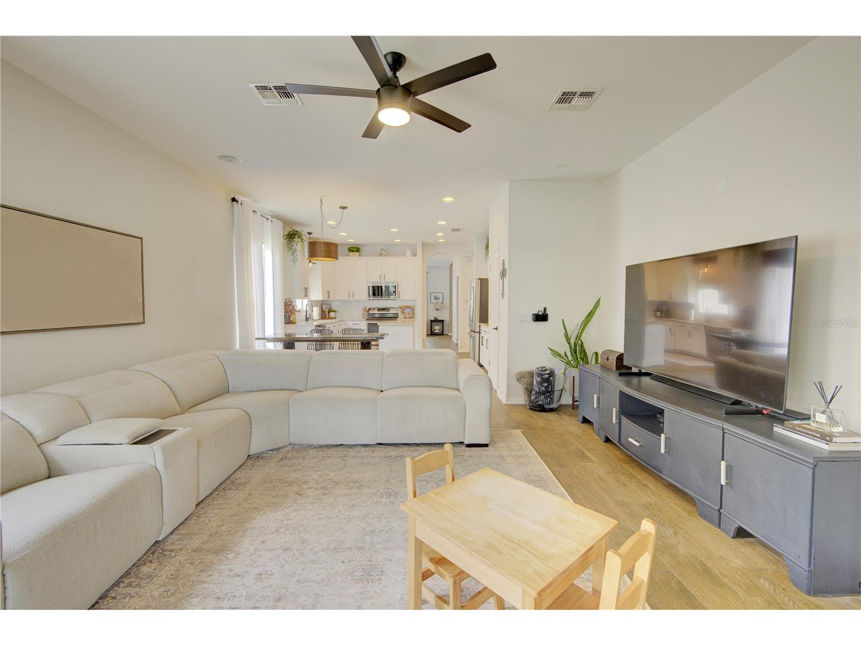 15153 Stonebriar Way Orlando FL 32826 O6413936 image20
