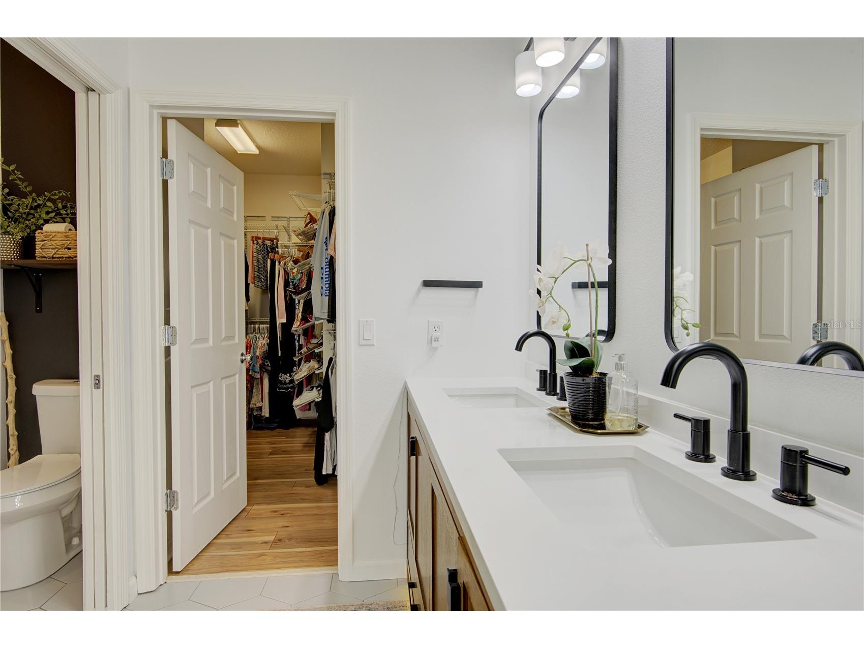 15153 Stonebriar Way Orlando FL 32826 O6413936 image30