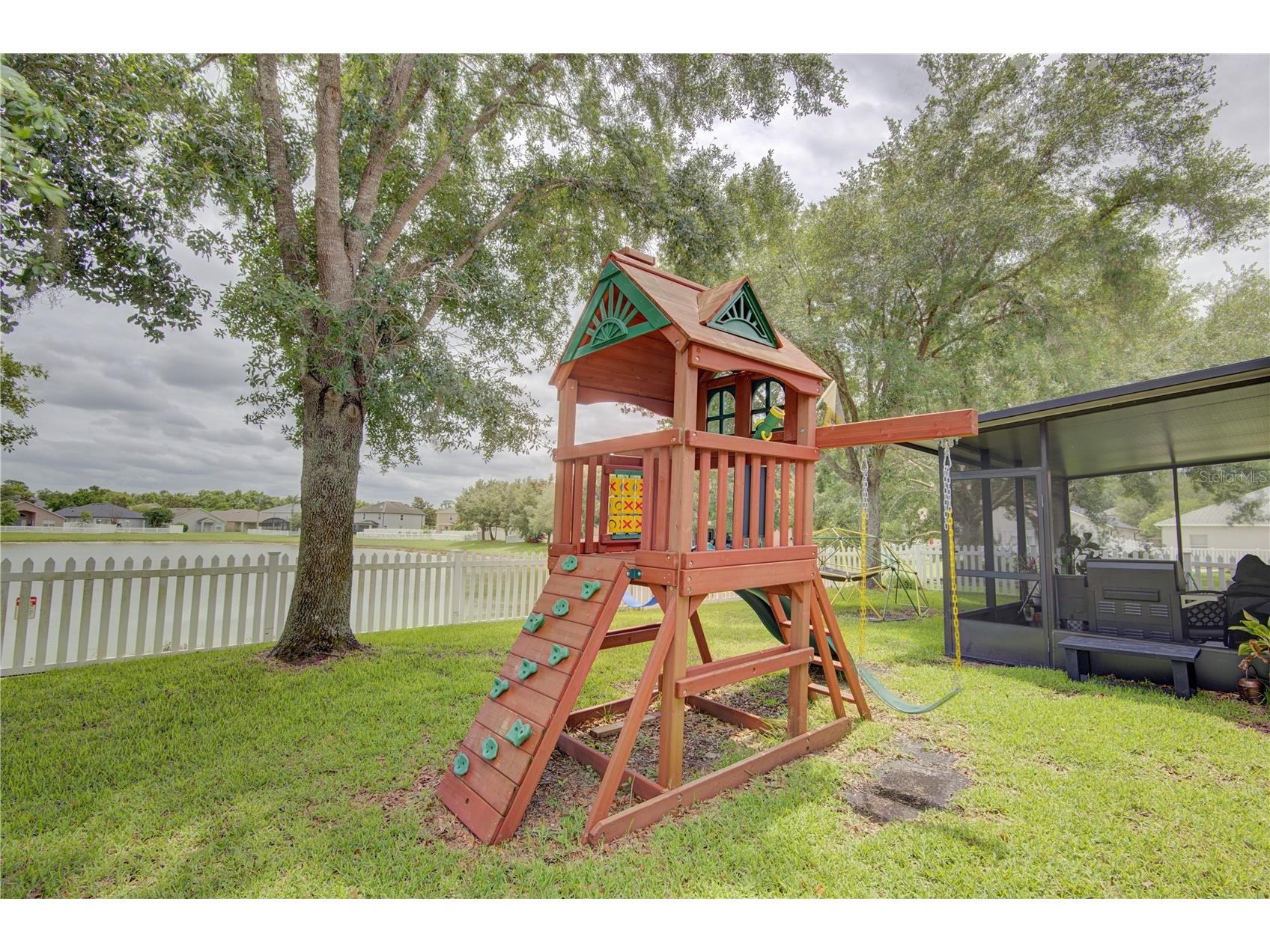 15153 Stonebriar Way Orlando FL 32826 O6413936 image44