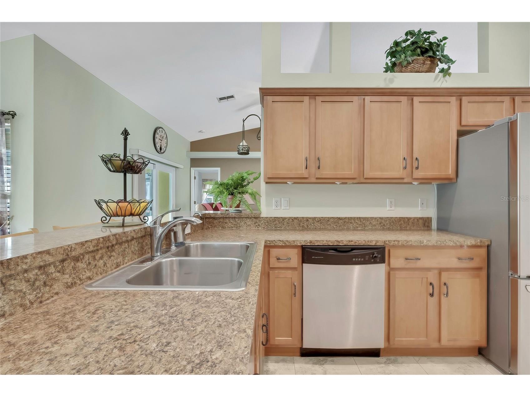 15157 Duck Hawk Road Weeki Wachee FL 34614 W7885013 image9