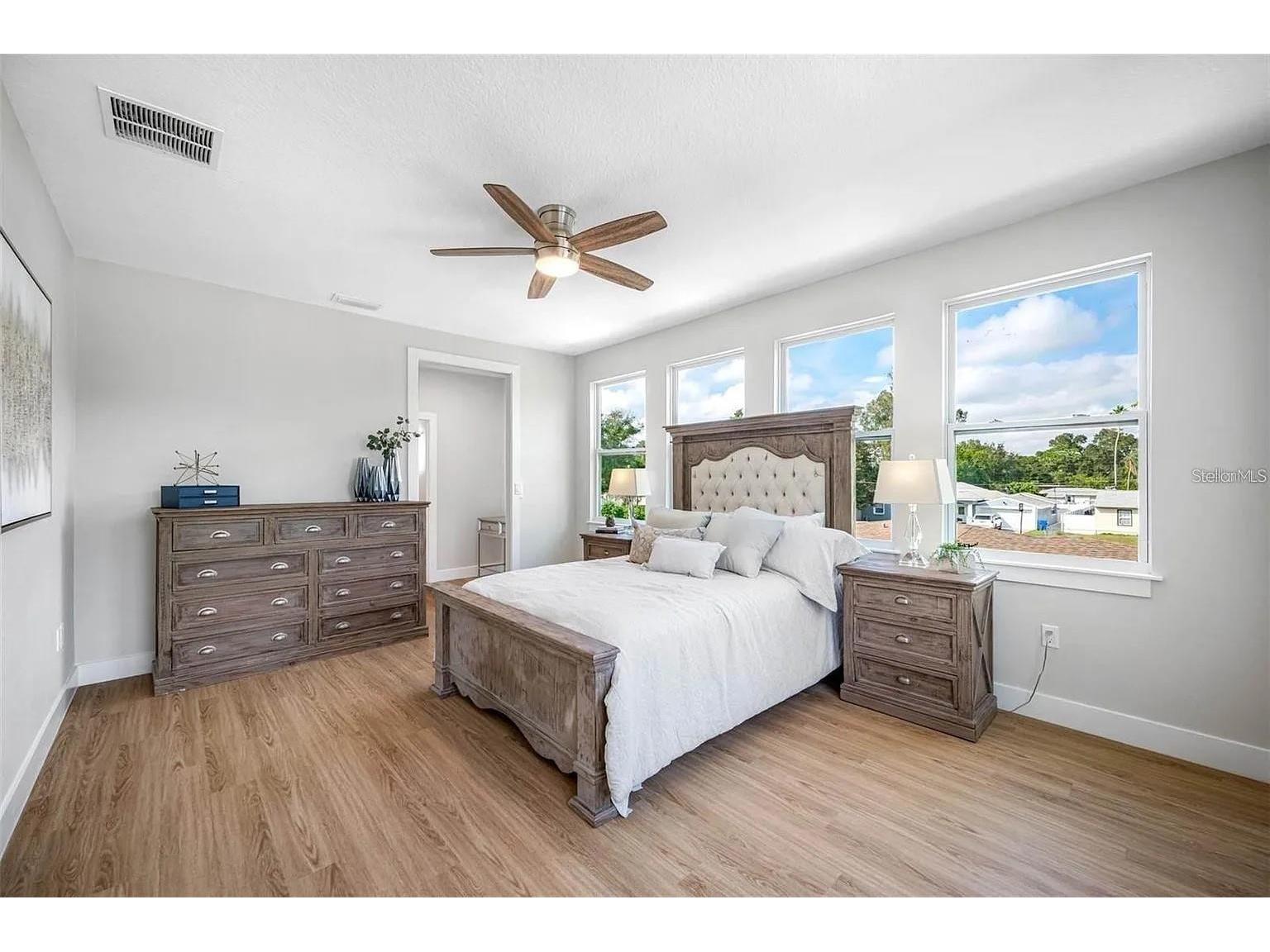 1516 59th Street N Saint Petersburg FL 33710 TB8508753 image21