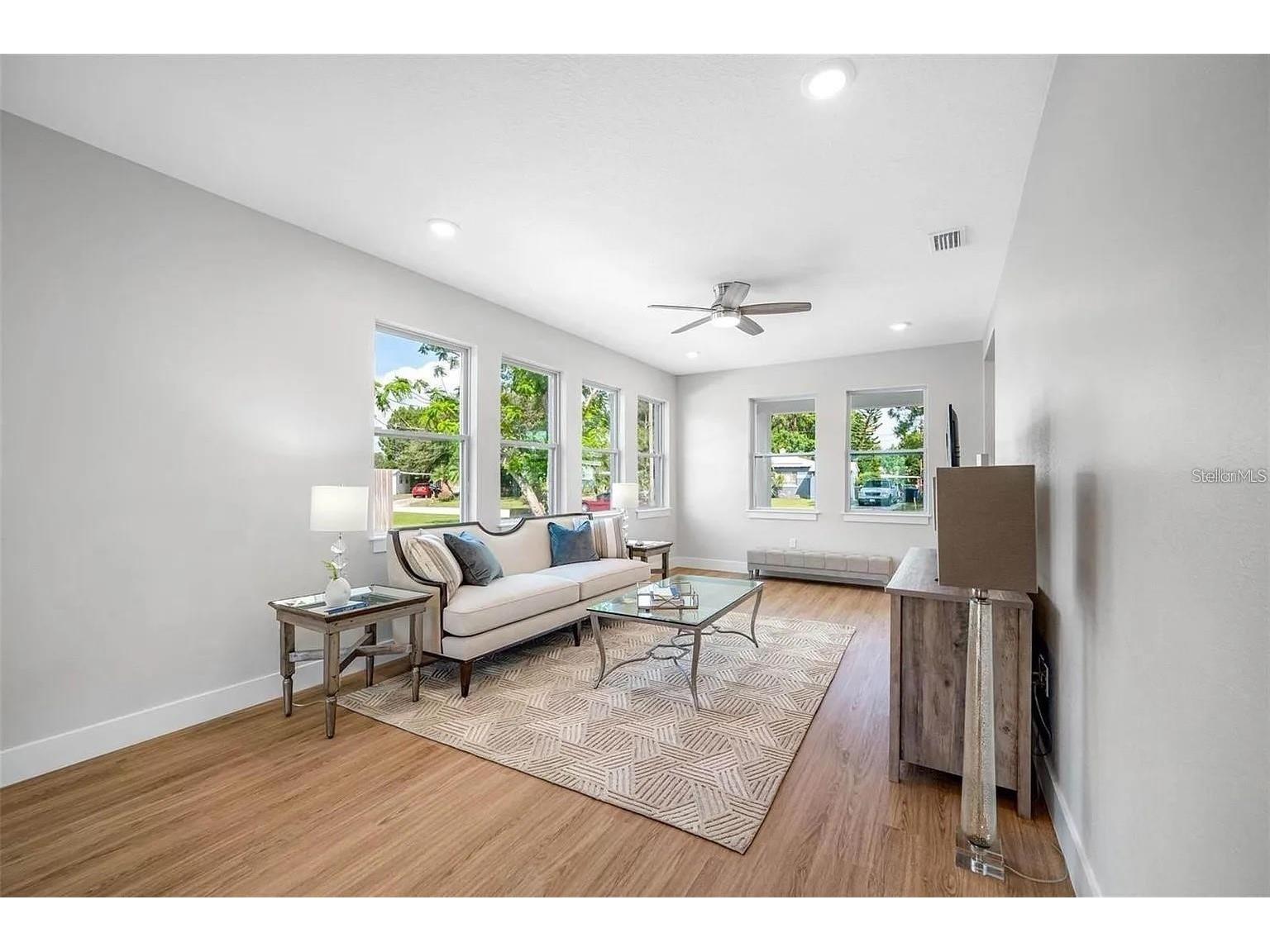 1516 59th Street N Saint Petersburg FL 33710 TB8508753 image4