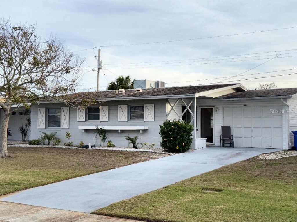 1516 Chevy Chase Drive Sun City Center FL 33573 A4595923 image1