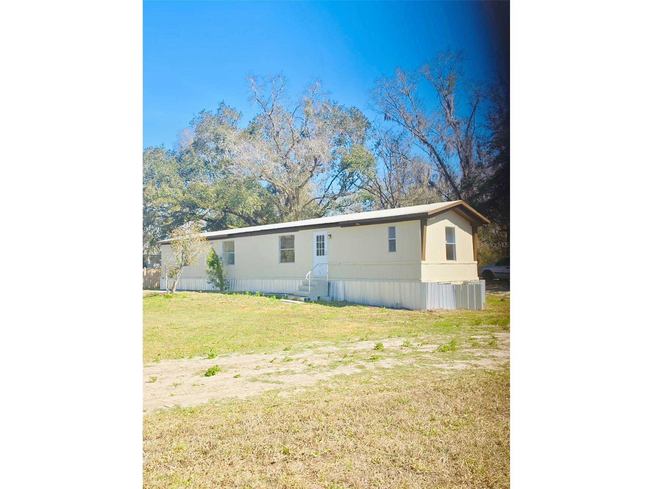 1516 Commercial Place Zephyrhills FL 33540 TB8482656 image1