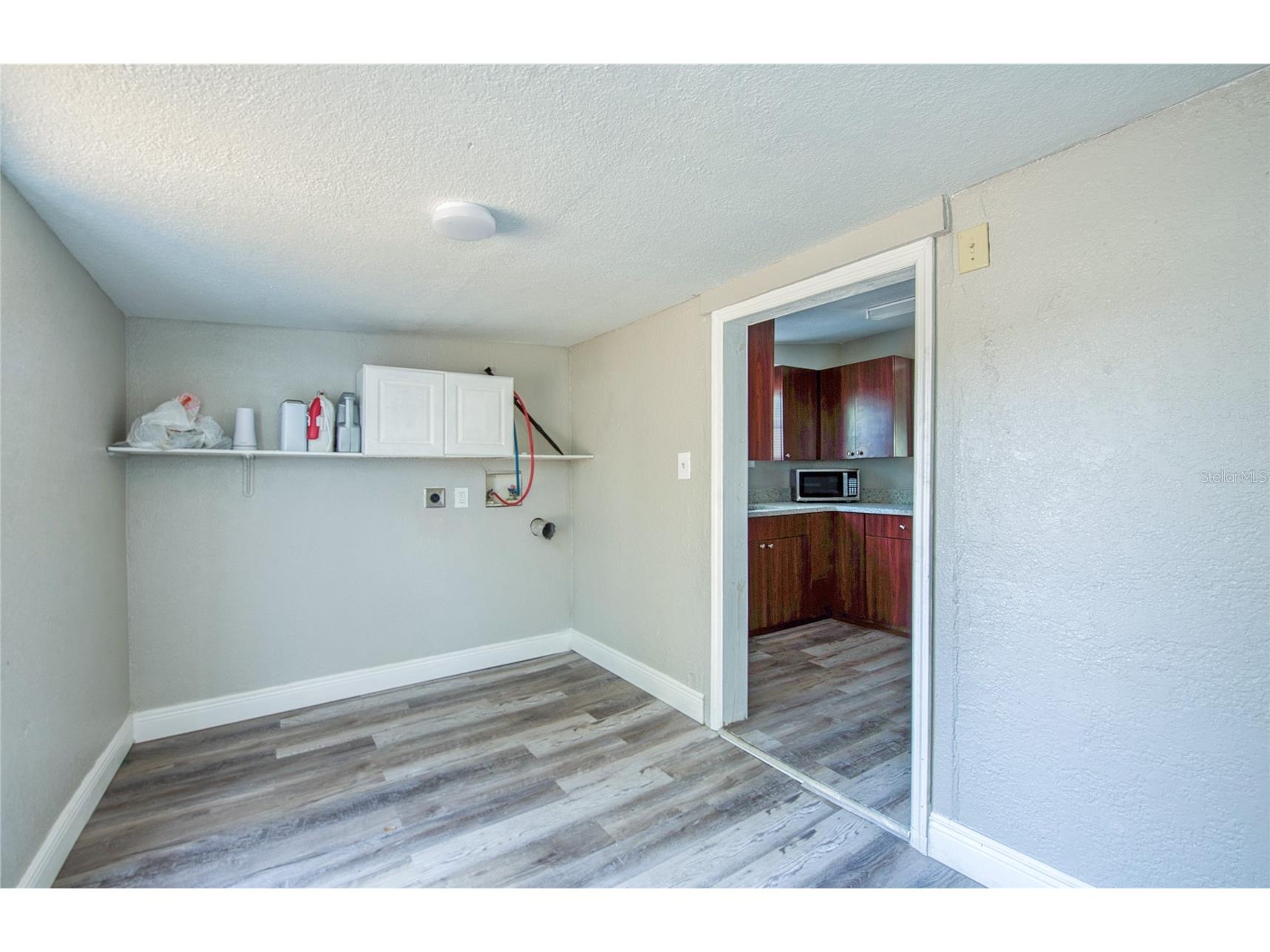1516 E Waters Avenue Tampa FL 33604 TB8471248 image20