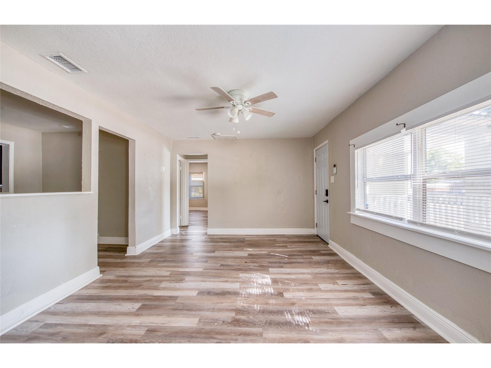 1516 E Waters Avenue Tampa FL 33604 TB8471248 image5