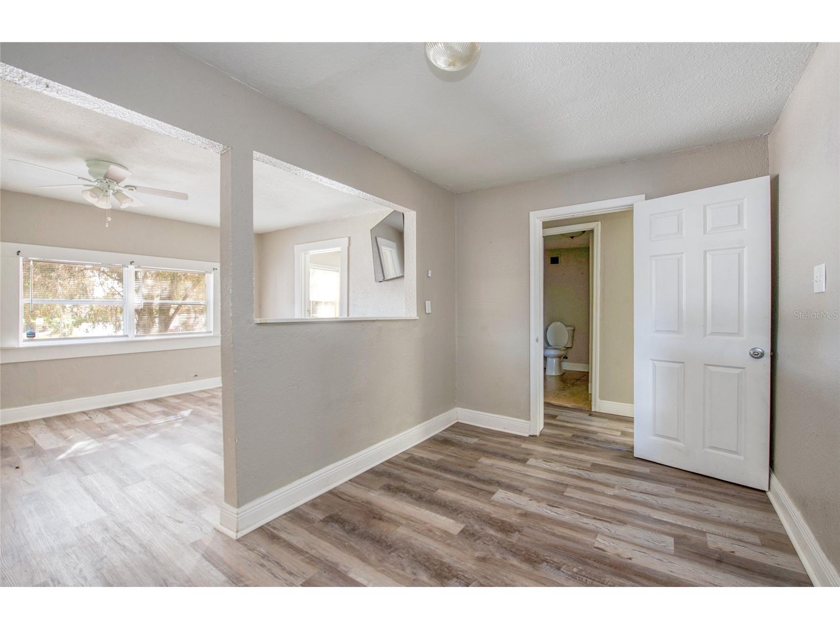 1516 E Waters Avenue Tampa FL 33604 TB8471248 image9