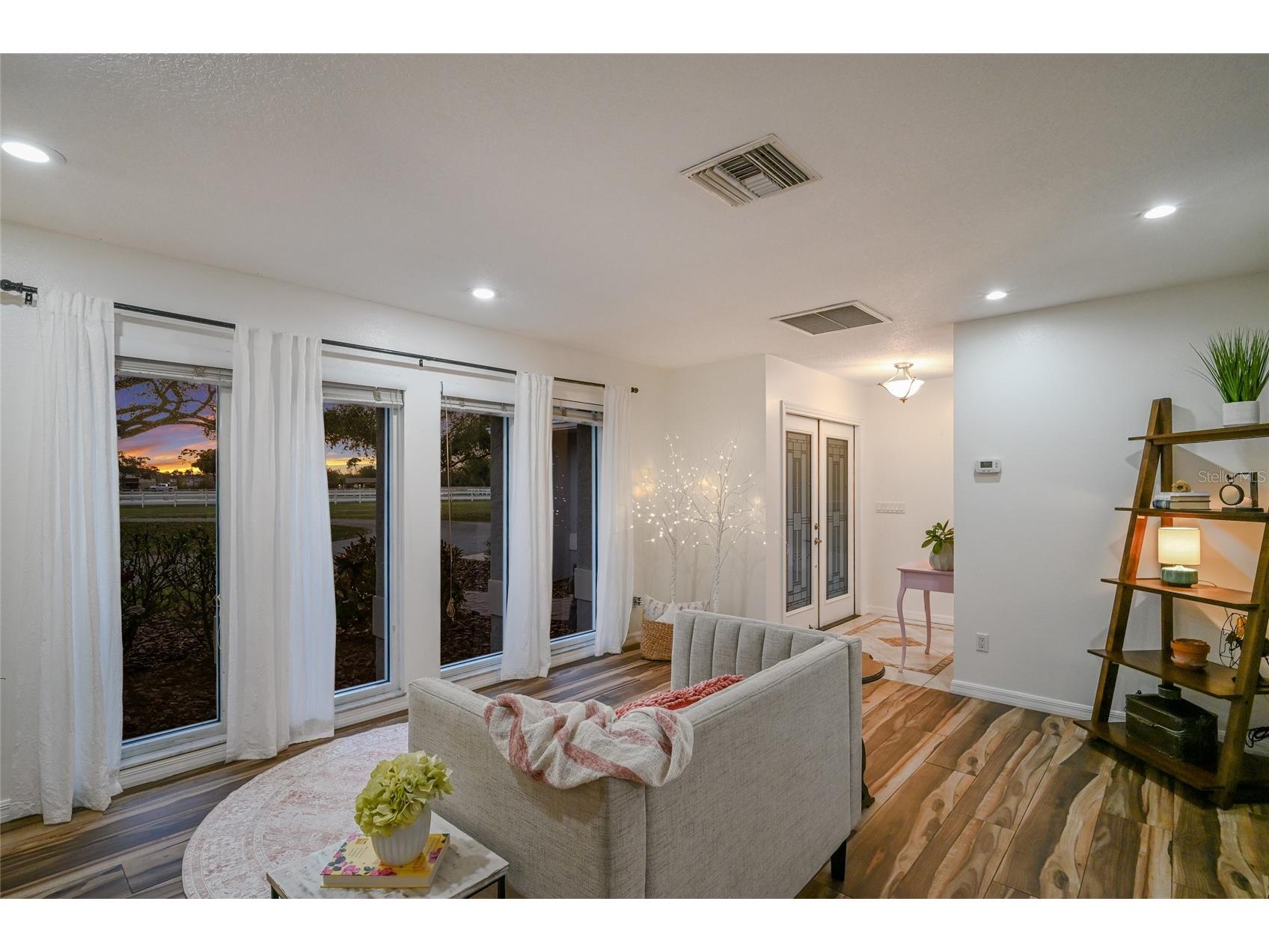 1516 Fox Creek Drive Sarasota FL 34240 A4683593 image18