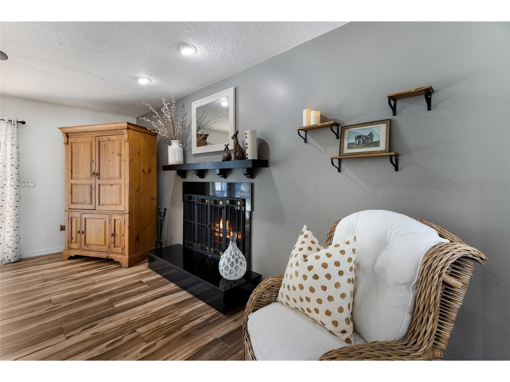 1516 Fox Creek Drive Sarasota FL 34240 A4683593 image31