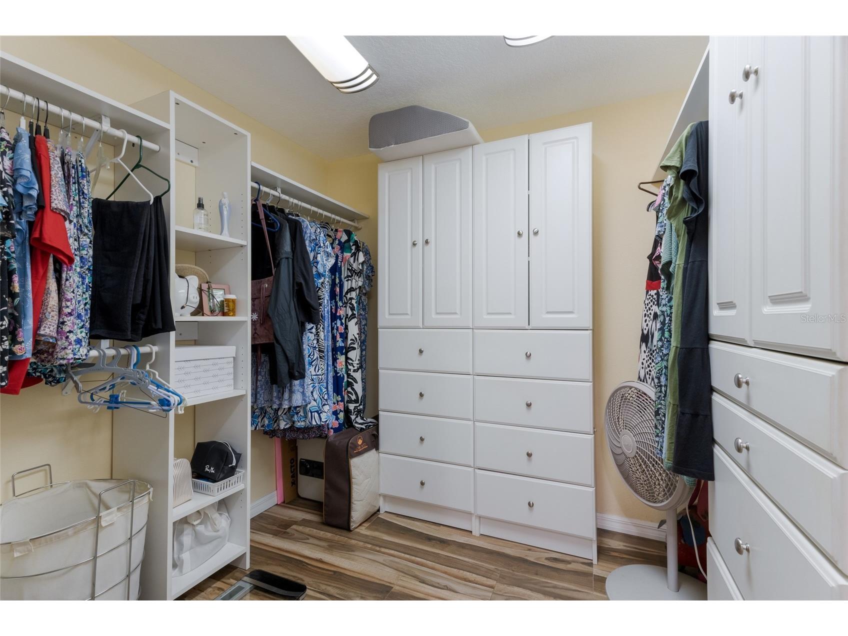 1516 Fox Creek Drive Sarasota FL 34240 A4683593 image42