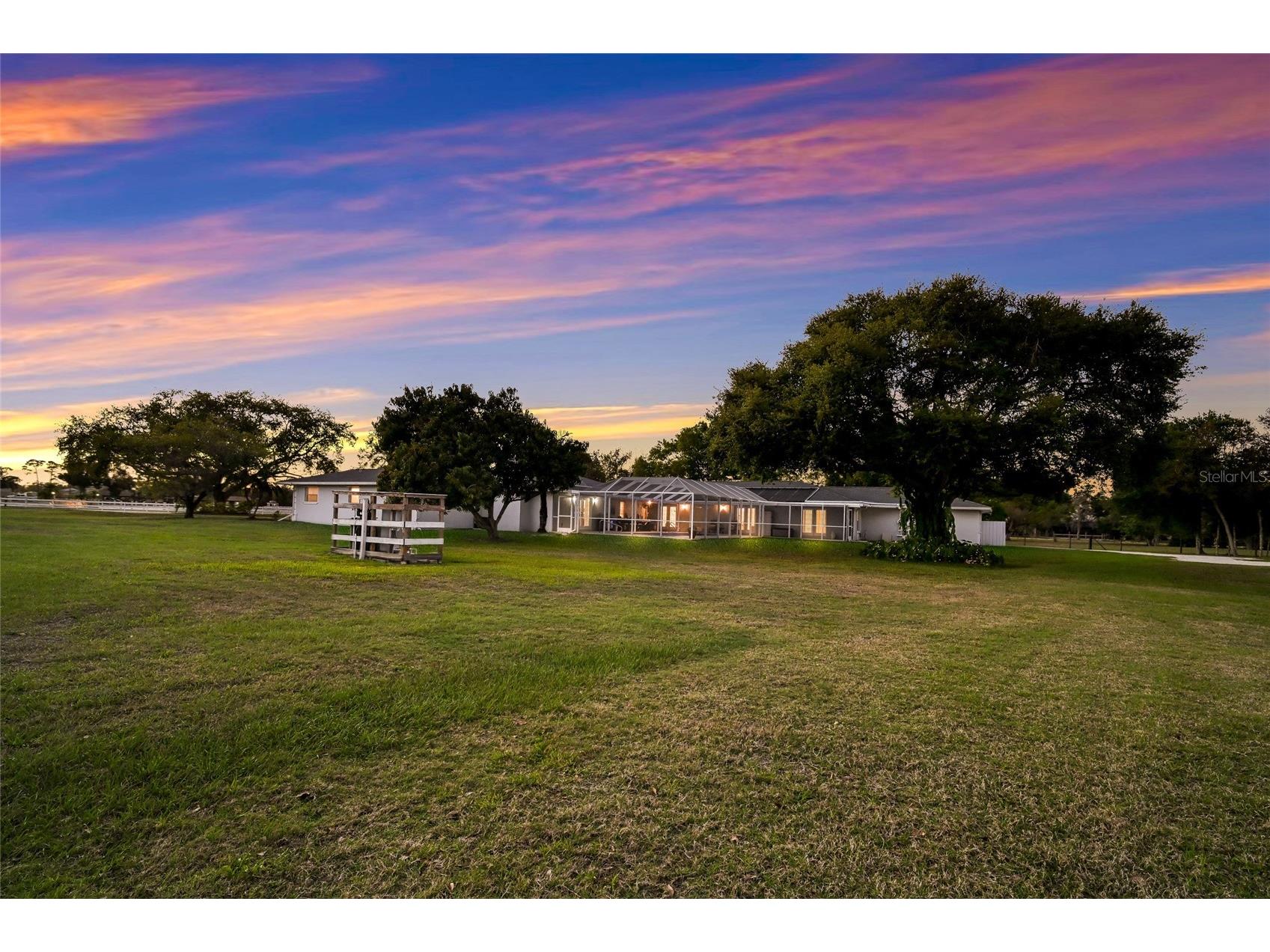 1516 Fox Creek Drive Sarasota FL 34240 A4683593 image7
