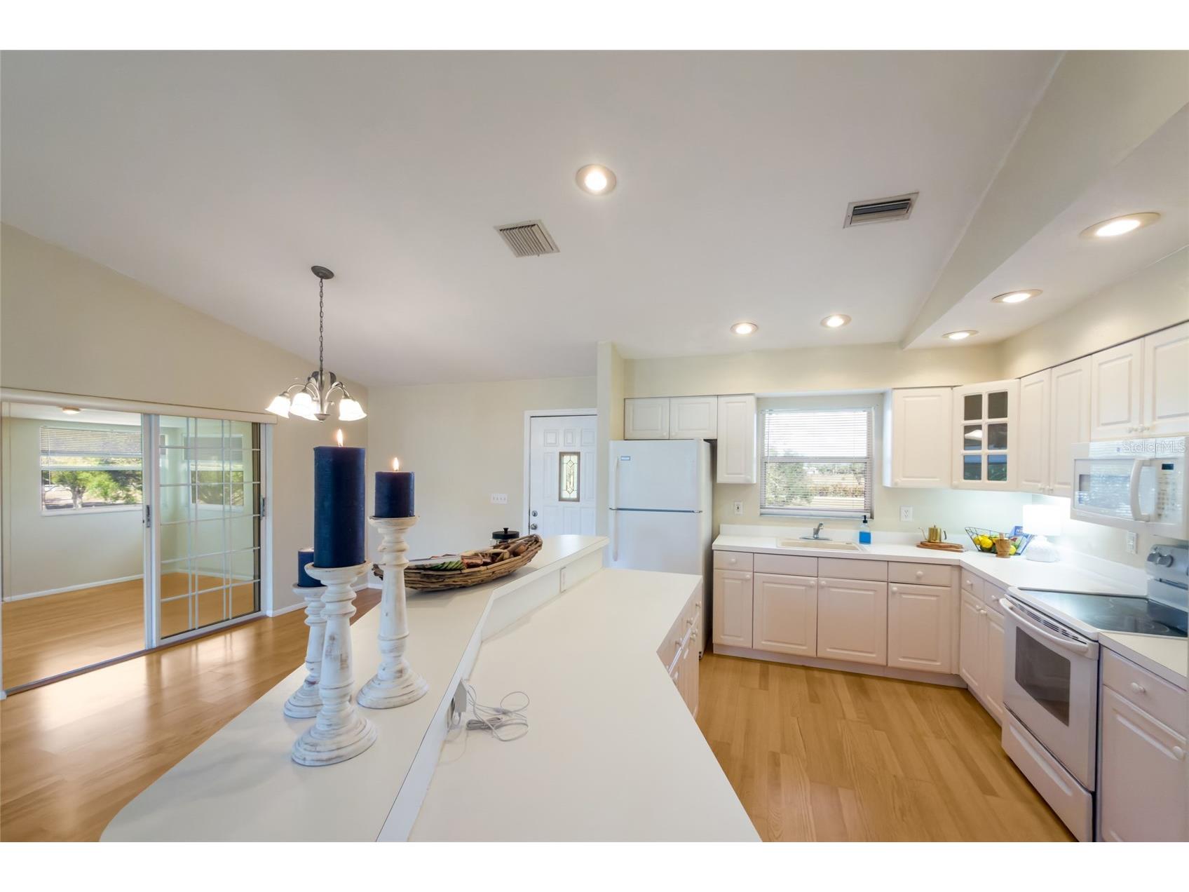 1516 Fox Creek Drive Sarasota FL 34240 A4683593 image71