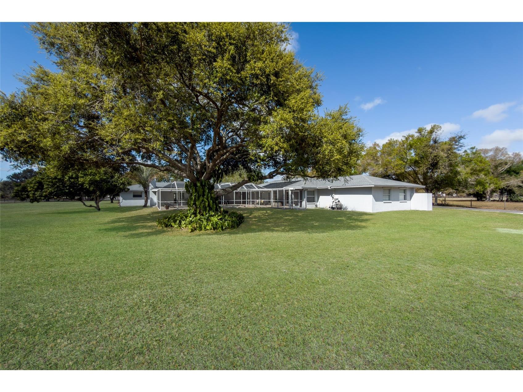 1516 Fox Creek Drive Sarasota FL 34240 A4683593 image89