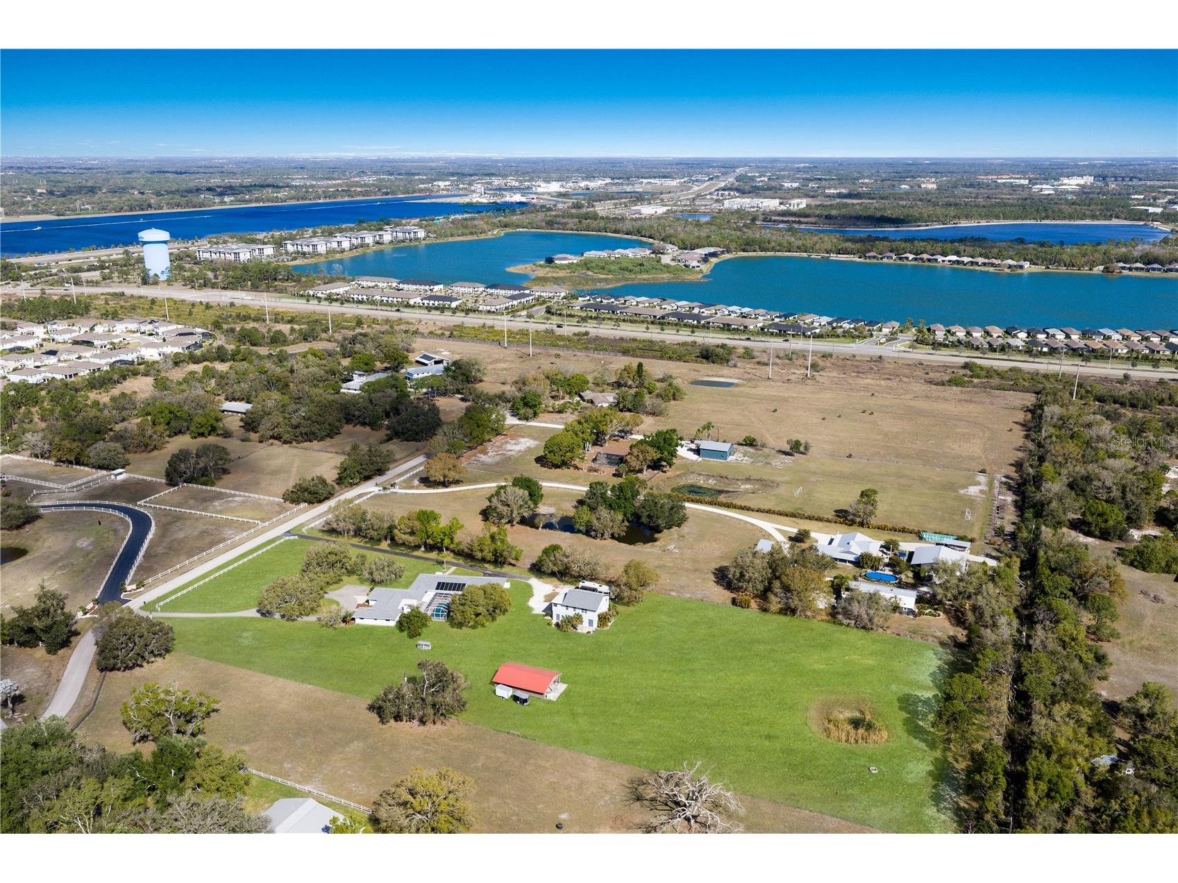 1516 Fox Creek Drive Sarasota FL 34240 A4683593 image97